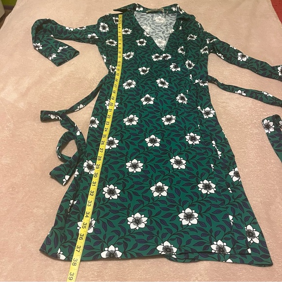 Diane Von Furstenberg Floral Green Wrap Cotton Silk Dress 6 - Picture 5 of 7